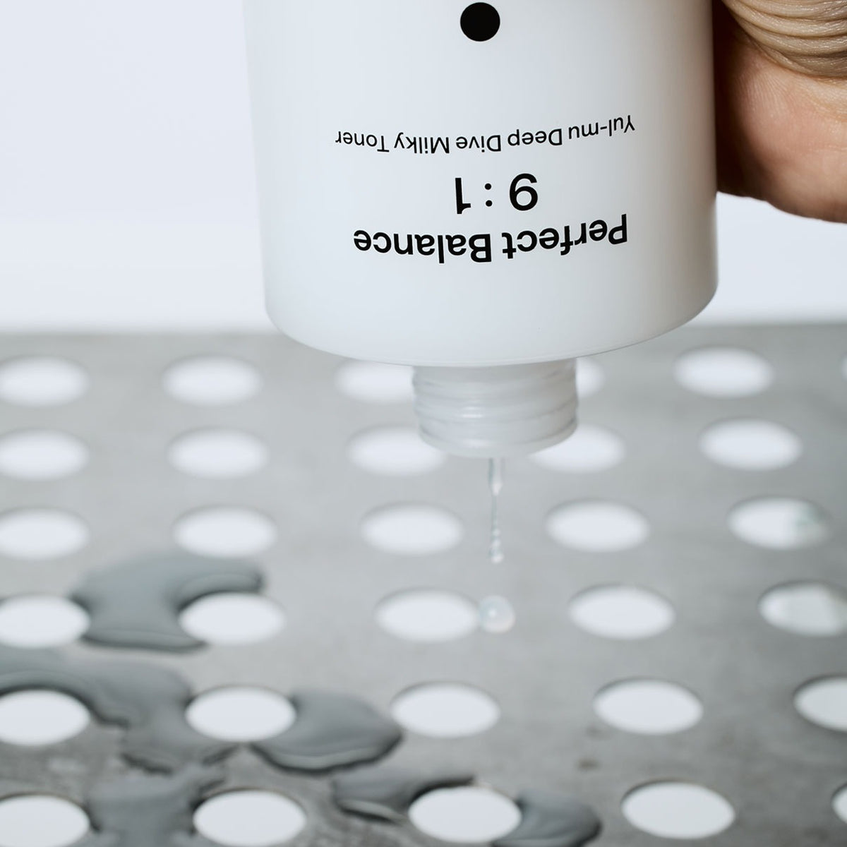 B : Lab - Rice Adlay Ferment Milky Essence Toner 200ml