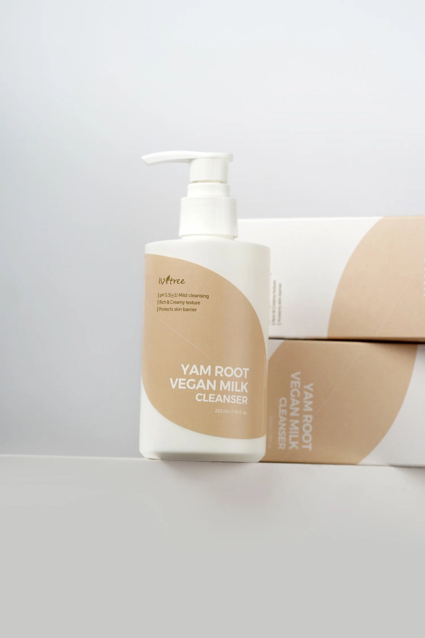 Isntree - Yam Root Vegan Milk Cleanser 220ml