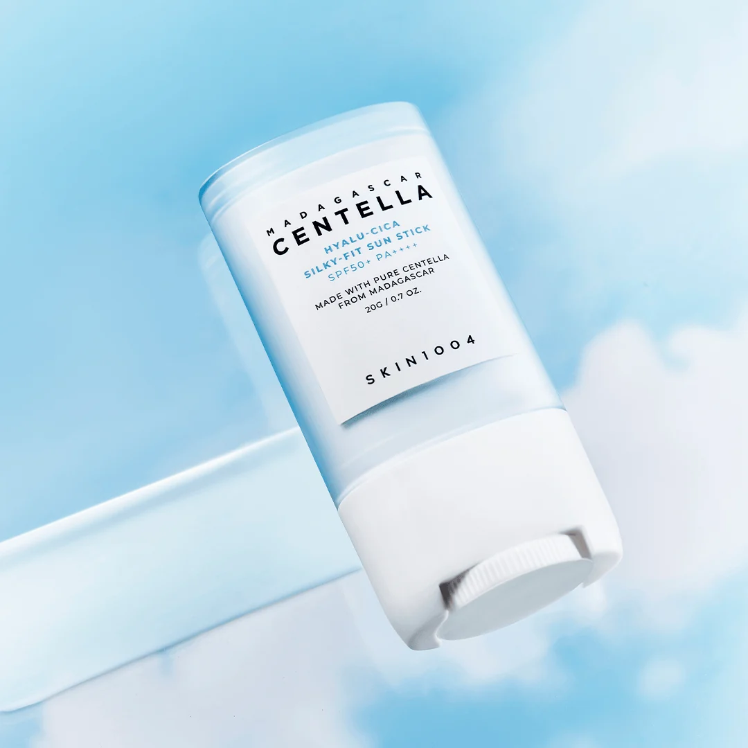 SKIN1004 -  Madagascar Centella Hyalu-Cica Silky-Fit Sun Stick 20g SPF50+ PA++++